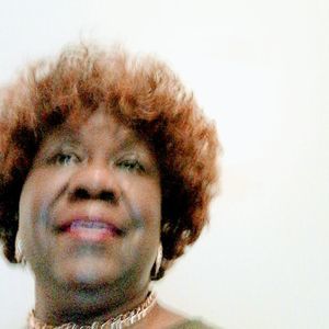 Meet your Posher, Bobbie